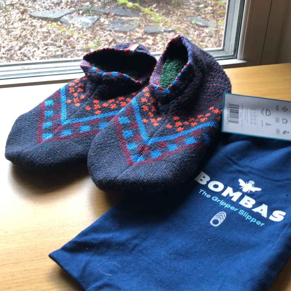 Bombas Gripper Slipper NWT size L